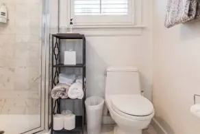 Suite elegante de dos habitaciones y baño de Pacific Heights - Image 4