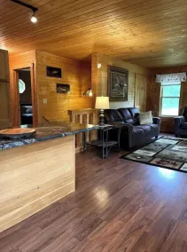 Timber Coulee Creek in backyard, king size bed, grill on deck,  large garage. - Image 5