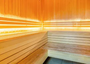 Apartment With Access to Pool, Spa & Soft Play - Image 3