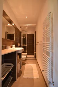 Design-Wohnung in einem alten Gebäude im Zentrum von Chiavenna - Image 2