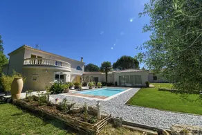 Santorini bed and breakfast with terrace and swimming pool - Image 3