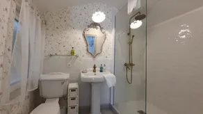 Hideaway gite for 2 with private garden and sundeck, close to Atlantic beaches. - Image 2