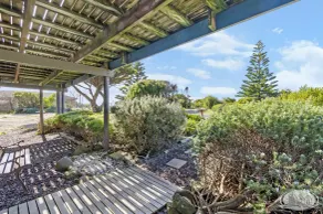 Ideal destination for families or fishing enthusiasts - Image 5