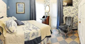 Villa Bacio Piccola: An elegant and welcoming two-story villa situated at a short distance from the Adige river, with Free WI-FI. - Image 2