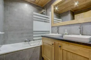 10m du centre station, 1er étage, balcon, parking, télévision, casier à ski, 57m², Morzine - Image 2