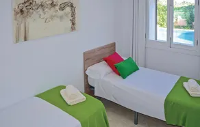 Amazing Home In Ariany - Image 2