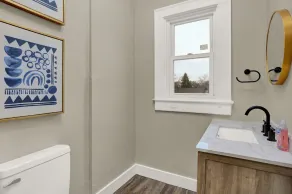 The Kaya Unit 8 · Cozy 2 Bed Downtown-West #8 - Image 2