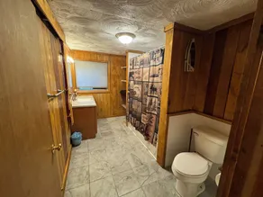 Adirondack Mountain Lodge - Image 5