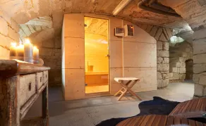 5 star ambience to feel good with sauna, woodburning stove and beautiful courtyard. - Image 3
