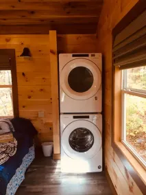Barn Owl Inn Treehouse - Private Hot Tub - Image 4