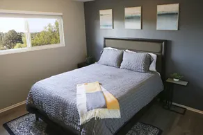 Over the Oaks - Great View - Whole Home - Stylish  - Image 4