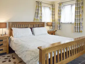 2 Schlafzimmer Unterkunft in Llanfarian, Aberystwyth - Image 4