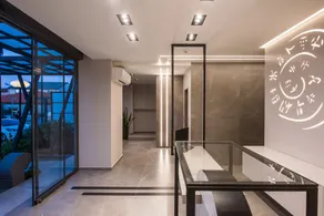 Lavris City Suites - Image 2