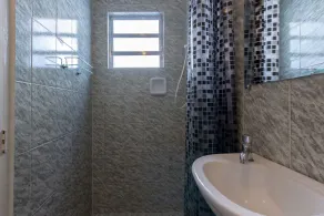 House with 3 bedrooms and two parking spaces in Tatuapé. - Image 3