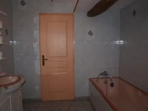 HOUSE 2 to 6 PEOPLE ' - Image 2