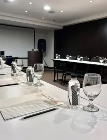 HOTEL CHACAO SUITES - Image 4