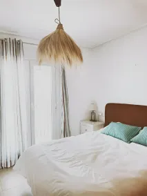 Sunny, lovely apartment - Image 3
