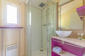 Cottage accogliente e affascinante con Terrasse privé | Accès piscine, pêche + plus! - Image 3