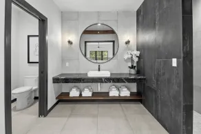 McGregor & Main - Luxury Lofts - Image 3