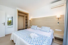 Apartment 'Aquamarina 5' with Shared Pool, Wi-Fi, and Air Conditioning - Image 5