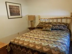 WARRENSBURG LOG CABIN - Image 5