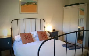 Peper is a cosy cottage in the heart of rural Kent. Converted stables. - Image 2