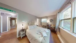 Silver Spring Chalet - Image 5