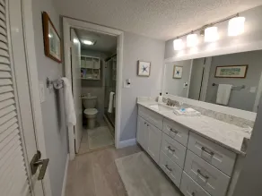 Beautifully renovated beach front condo in a private golf community - Image 2