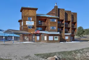 Pet Friendly | Easy Access | Elk Horn Lodge 100 - Image 5