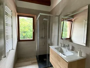 2 Apartamentos en villa con piscina privada en Asturias El Marquesau - Image 2