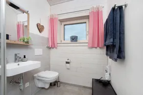 Appartamento 'Ferienwohnung Junge' con vista sulle montagne, balcone e Wi-Fi - Image 3