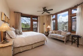Best/closest location to the slopes and newly redecorated. - Image 5