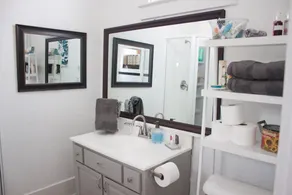 Large, private condo in Downtown Marine City - Image 3
