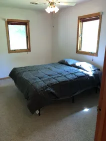 6 bed lake home on 2 acres with 217 ft of lake shore. Boat rentals!! - Image 2