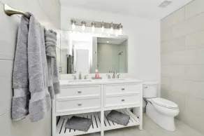 GORGEOUS 3 BED / 3 BATH VILLA WITH PRIVATE POOL.  FULLY REMODELLED - Image 4