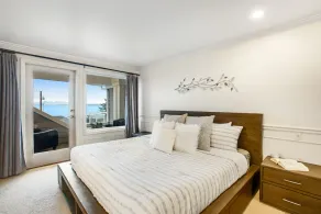 Extraordinary home w/ a hot tub, fireplace, game room, pool table - ocean views - Image 5