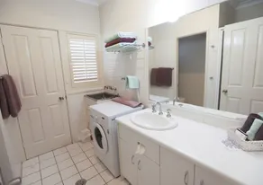 Country Apartments - Image 2