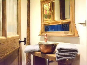 House Full of Charm & Comfort, Great Calm, Large Sauna, Large Hot Tub - Image 5