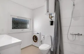 Casa de 3 habitaciones que admite. - Image 2