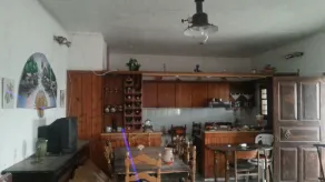 Villa V - Image 2