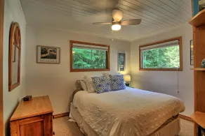 Newly Renovated!  3 Kayaks!  Beach!  Level Lot, Private, Location AA! - Image 3