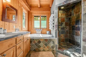 Maple Hill Lodge - Image 3