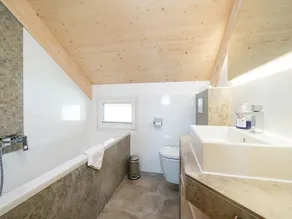Premium chalet med bubbelpool - Image 4