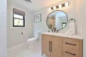 Bayside Oasis with Hot Tub & Game Room - Image 2
