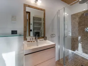 Chalet mit Jacuzzi, nahe Pisten, für 10 Personen - Image 2