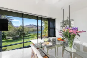 The Hollies 5 bedroom house - Image 2