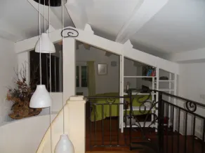 Pretty little duplex house - Image 4