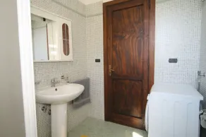 Villa 300 m vom Meer entfernt, umgeben von viel Grün, 15 km von Gallipoli entfernt - Image 2