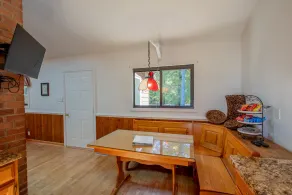 Family mountain cabin with room to spread out 20 minutes from Harrisonburg, VA.. - Image 2