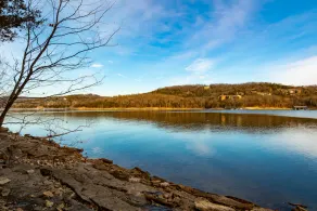 Secluded Getaway featuring Walking Trail to the Lake, Free Tickets & Minutes from Silver Dollar City - Image 1